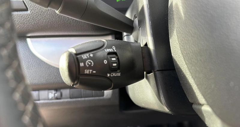 Toyota Proace Verso cena 138900 przebieg: 103569, rok produkcji 2021 z Trzciel małe 232